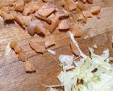 Une image de l'étape 3 de Coquillages feuilletés apéritifs saumon ail et fines herbes et surimi sauce cocktail 😋.