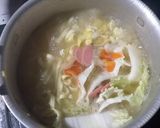 Foto langkah ke 5 dari resep Mie kuah pedas.
