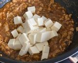 A picture of step 3 of Mabo tofu.