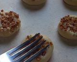 Foto del paso 3 de la receta: Galletitas de limón con praliné de almendras🍋