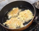 Foto langkah ke 5 dari resep Fu Yung Hai Udang Telur Cocok buat Pemula Pakai Saus Instan.