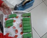 Foto langkah ke 4 dari resep Dadar gulung isi kelapa.