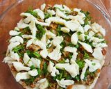 A picture of step 5 of Shawarma sandwich....