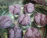 Foto langkah ke 4 dari resep Bolu Kukus Mekar Ubi Ungu.