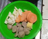 Foto langkah ke 1 dari resep Sop Sayur Kuah Bening.