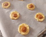 Foto del paso 1 de la receta: Cookies rellenas de toffee de plátano y pepitas de chocolate (sin gluten)
