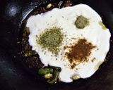 A picture of step 4 of Nadru Yakhni.