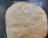A picture of step 2 of Paneer Tikka Cheese Burst Pizza, without oven.
