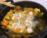 Une image de l'étape 12 de Poulet aux panais,patate douce et fruits secs au lait de coco et curry.