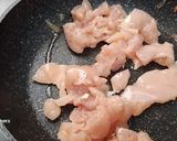 A picture of step 2 of Chicken and Mushroom Puff Pastry Empanada.