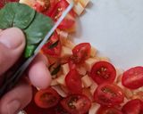 Foto del paso 2 de la receta: Ensalada de tomates cherry, queso Holanda y menta 🥗 inspirada en Caprese