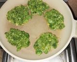Foto del paso 2 de la receta: Tortitas de brócoli 🥦