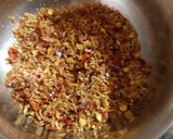 A picture of step 2 of Kadai prawn.