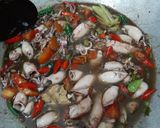 Foto langkah ke 4 dari resep Easy Sour and Spicy Baby Squid 🦑.