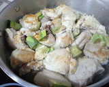 Foto del paso 3 de la receta: Pollo con verduras verdiblanco