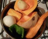 Foto del paso 1 de la receta: Sopa de pollo y verduras, con lo que hay en casa