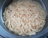 Foto del paso 1 de la receta Espaguetis con hamburguesa de ternera estilo asiático