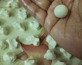 A picture of step 4 of Angoori Rasmalai.