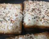 A picture of step 2 of Corn cheese garlic sandwich.