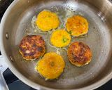 A picture of step 3 of Healthy Carrot Patties🥕.