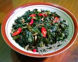 Foto langkah ke 2 dari resep Tumis Daun Singkong Sederhana.