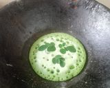 Foto langkah ke 4 dari resep Serabi Telur daun Kelor.