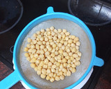 Foto del paso 1 de la receta: Buñuelos de garbanzos, verdura y nueces