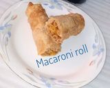 A picture of step 4 of Macaroni roll.
