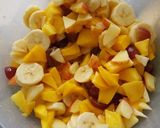 A picture of step 3 of Fruits chaat.