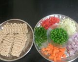 A picture of step 1 of Veg Chinese Masala Noodles.