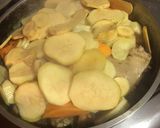 Foto del paso 2 de la receta: Pollo a la cacerola