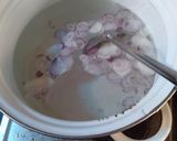 Foto langkah ke 2 dari resep Sayur Bening Bayam-Kemangi.