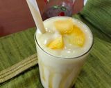 A picture of step 1 of Mango smoothie.