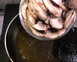 Foto langkah ke 4 dari resep Rosti with chicken truffle mushroom sauce.