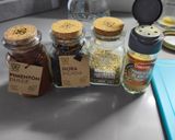 Foto del paso 2 de la receta Pepinillos en vinagre con hierbas frescas