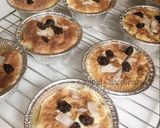 Foto langkah ke 5 dari resep Klapertart panggang lembut.
