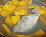 Hình bước làm 2 của món Canh bí đỏ nấu xương heo