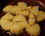 Foto del paso 11 de la receta: Sepia y patatas confitadas al ajillo