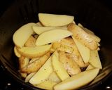 Foto del paso 2 de la receta: Papas fritas en freidora de aire caliente