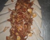 A picture of step 4 of Stuffed braided bread.