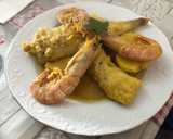 Foto del paso 10 de la receta: Zarzuela de rape, merluza y gambones