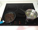 Foto del paso 6 de la receta: Revuelto de Morcilla con piñones, arroz y cebolla caramelizada
