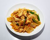 รูปขั้นตอนการทำที่ 4 ของ อกไก่ผัดหน่อไม้ดอง