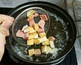 Hình bước làm 3 của món Mì UDon 어묵우동