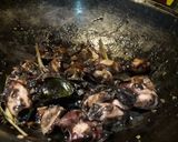 Foto langkah ke 3 dari resep Cumi Hitam Pedas.