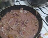 Foto del paso 2 de la receta: Riñoncitos al vino con berenjenas a la crema 🍷