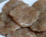 Hình bước làm 1 của món Chả cá thác lác cuộn mía