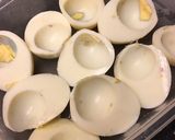 Foto del paso 2 de la receta Huevos rellenos con atún 🥚 🐟