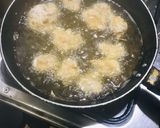 A picture of step 2 of Crispy Chicken wrap.