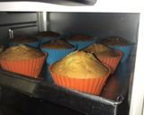 Foto langkah ke 6 dari resep Vanilla Cupcake.